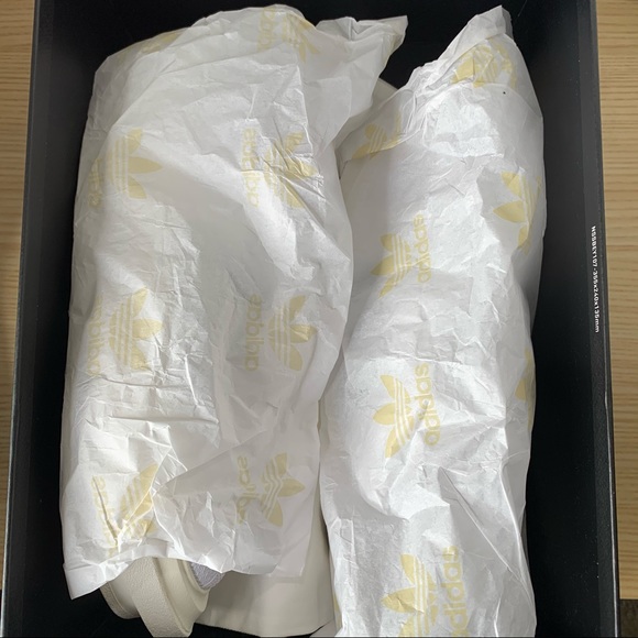 BEYONCÉ SUPERSTAR ADIDAS - Picture 12 of 15